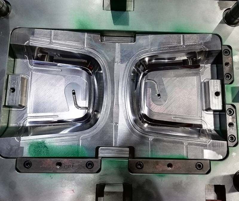 ابزار تزریق پلاستیک سفارشی برای قالب تزریق پلاستیک اتومبیل موتور سیکلت