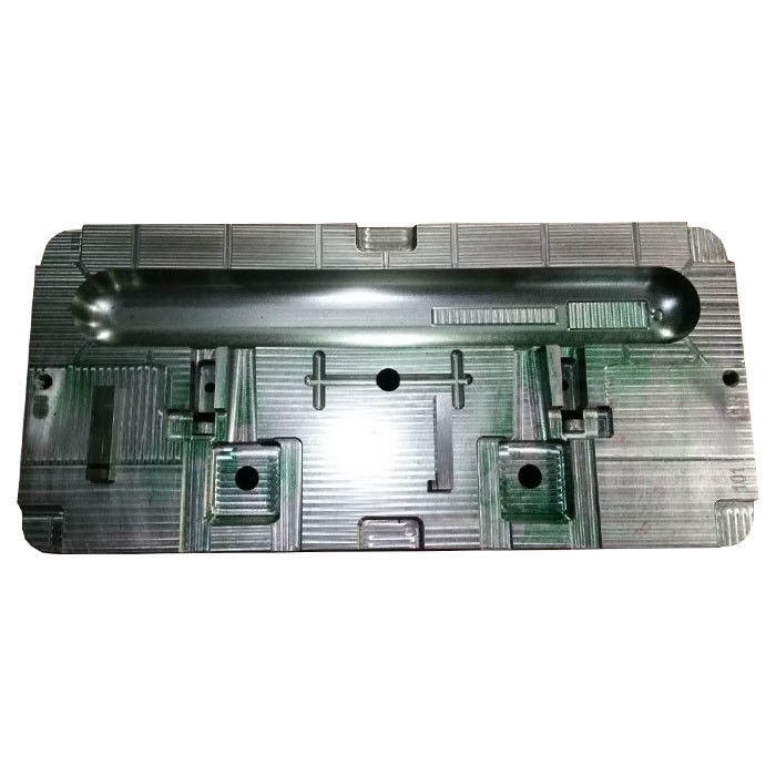 قالب تزریق پلاستیک PC / ABS به صورت یک یا چند حفره ساخته شده است