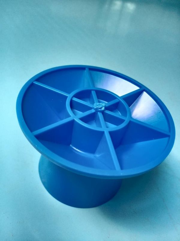 قالب تزریق دارنده پایه پلاستیک ساخت محصولات پلاستیکی قالب