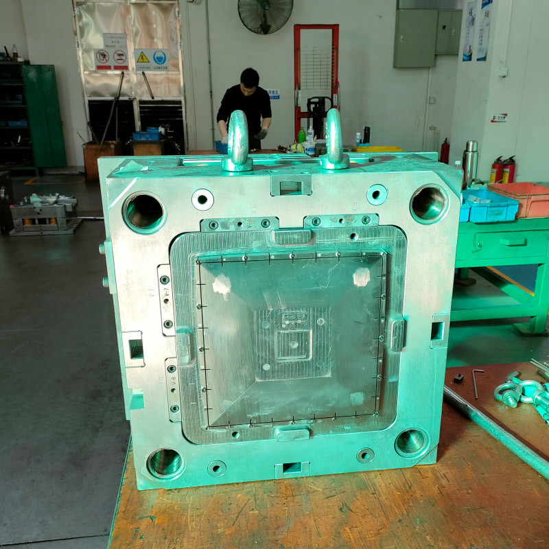 قالب گیری تزریقی دروازه زیردریایی Assab OEM برای لوازم جانبی پلاستیک مواد PS